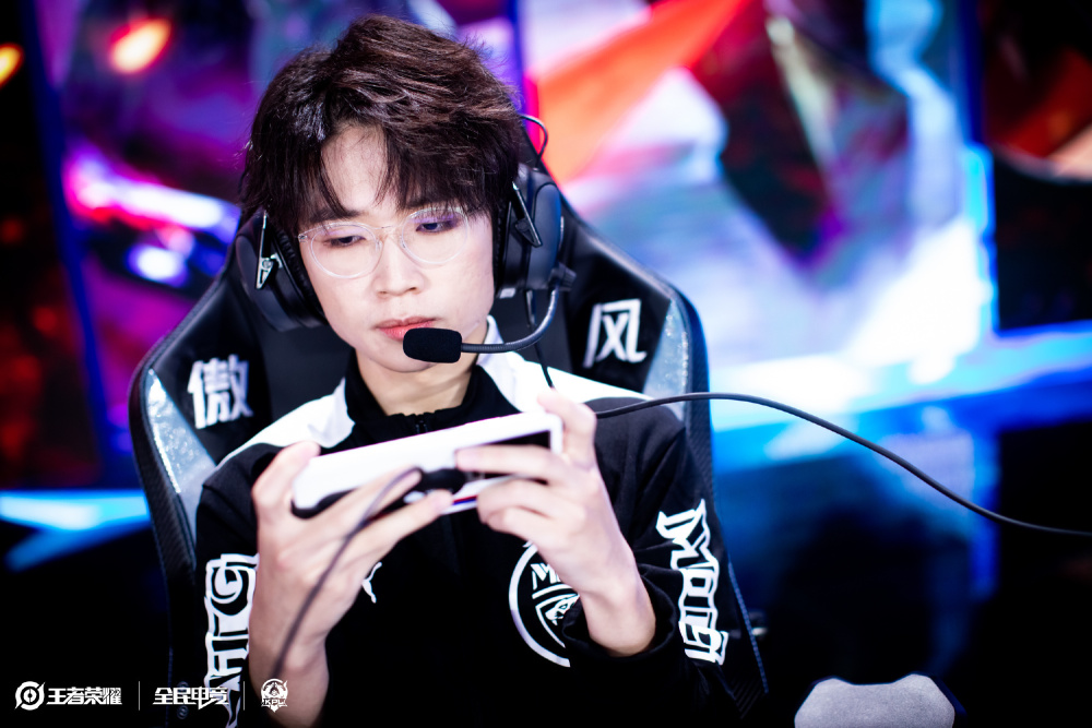 扰的髋部问 扰的髋部问